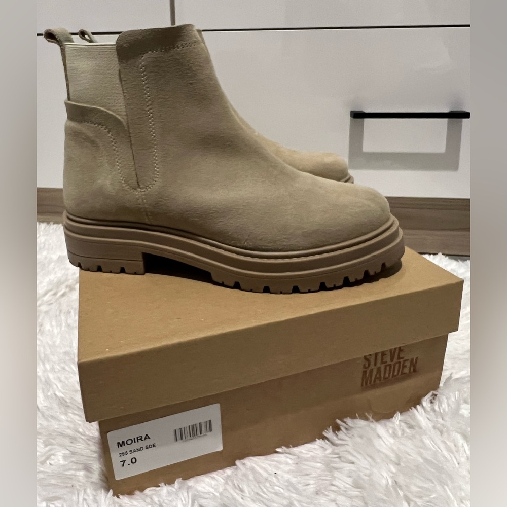 Steve Madden Boots